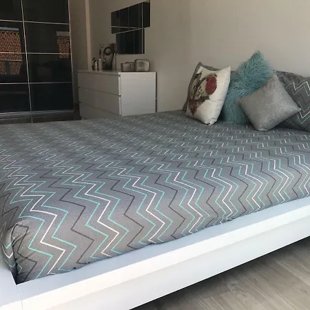 Loft-entre A E O Campo * Назаре