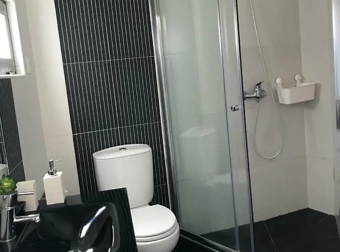 Loft-entre A E O Campo Дом отдыха Назаре